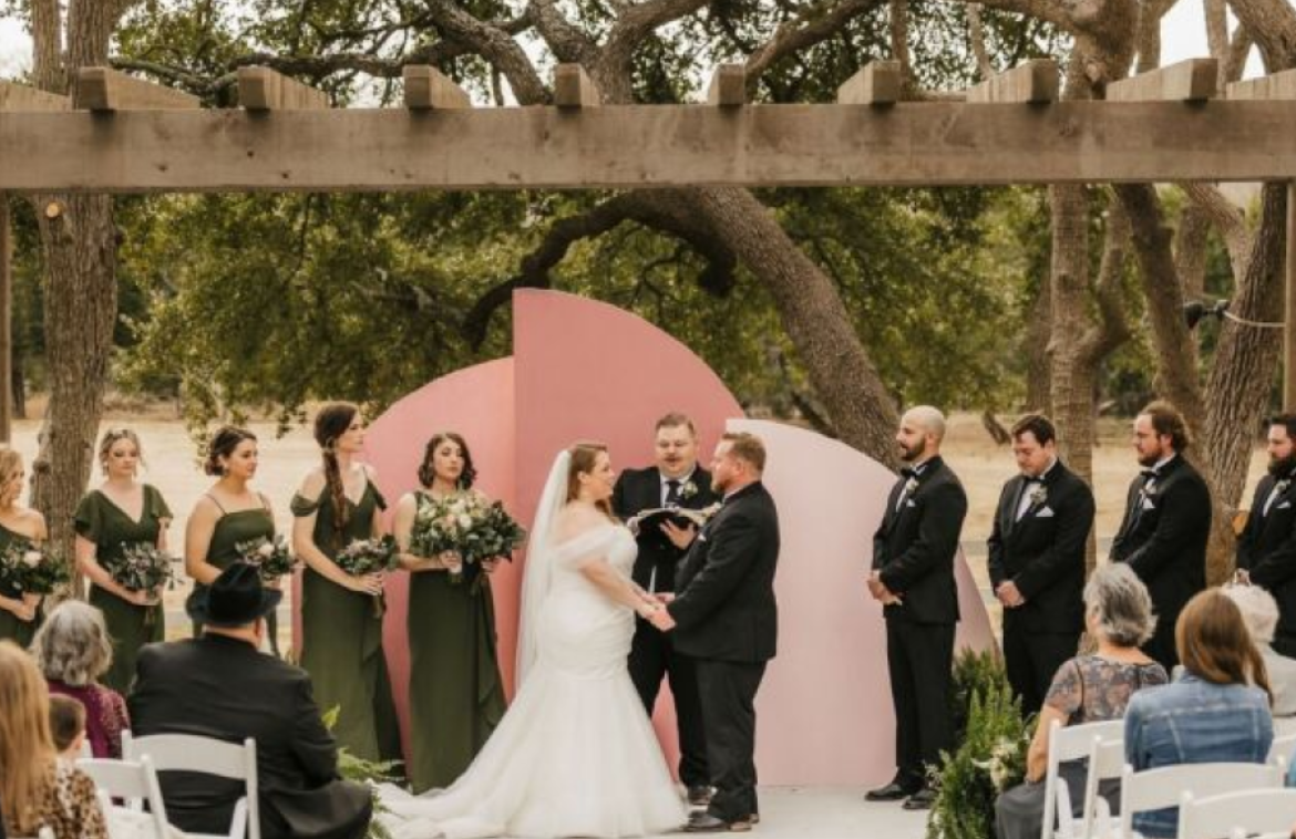 Exploring the Benefits of Austin Hill Country Wedding Venues