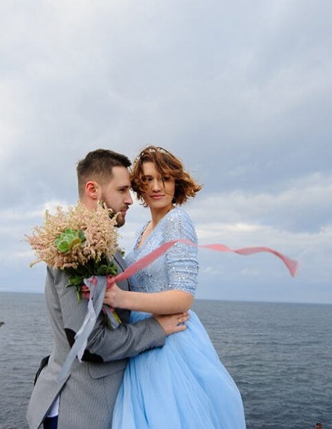 wedding-photo-session-of-a-couple-on-the-seashore-2021-09-01-01-22-10-utc.jpeg